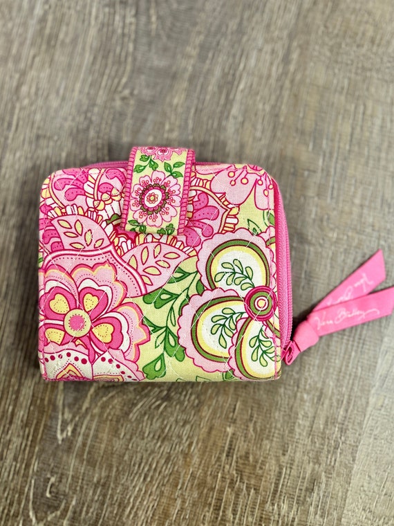 Y2K Pink Vera Bradley Floral Print Quilted Wallet 