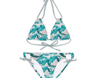 Paradiso tropicale: bikini a onde blu - Abbigliamento da spiaggia estivo