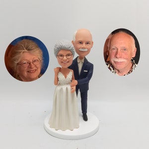Personalised old couple bobblehead gift,custom couple bobblehead,couple wedding statue,Anniversary cake decoration, 50th anniversary gifts