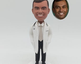 Personalized Doctor Bobblehead Gift, Custom Doctor Figurine, Arzt Geschenk, Medical Graduation, Office Desk Decoration