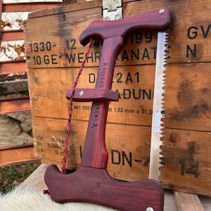 Sierra tradicional plegable de madera de Padua con estuche de lona