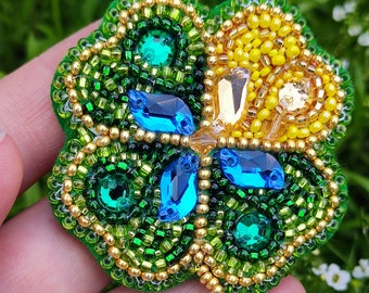 Clover Brooch Four Leaf Lucky Pin Beaded Brooch Ukrainian Costume Jewelry