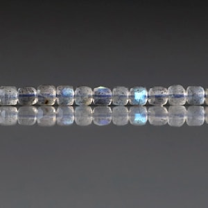 2.5mm AAA Labradorite Cube Beads Faceted Genuine Blue Flash Beads 15" Sparkly Gemstone Beads for DIY Jewelry Making Crafter Gift