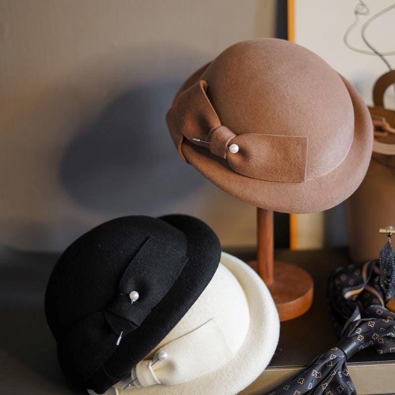 Vintage Wool Felt Rolled Brim Bucket Hat Classic Cloche Warm Winter Style Womens 1920s Vintage Wool Blend Cloche Church Hat Winter  main image 4
