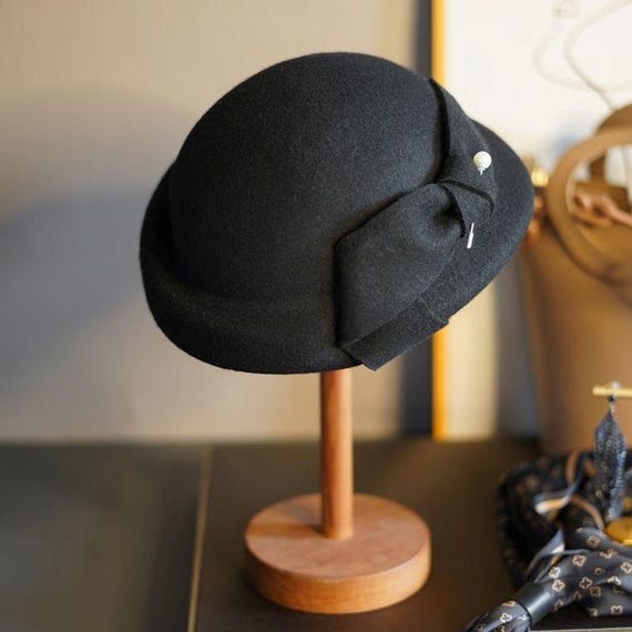 Wool Felt Bucket Hat: Vintage Bow Decor, Rolled Brim Winter  display picture 3