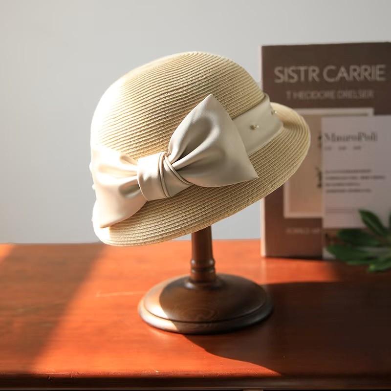 Cream Cloche Straw Hat With Pearl Bow - Vintage Style Summer 