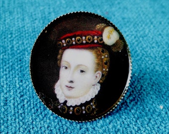 Bague historique MARY STUART Reine d'Ecosse portrait rond support bague bronze résine sans cabochon Bijoux Renaissance par The Sausage