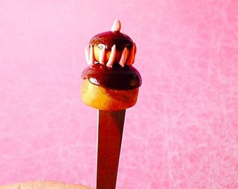 Handmade cake spoon RELIGIEUSE AU CHOCOLAT French pastry cake by The Sausage