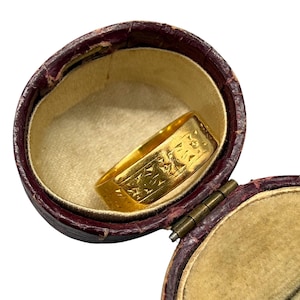 22k Antique Wedding Band England - Etsy