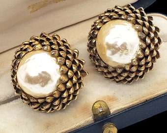 Vintage Miriam Haskell Faux Baroque and Seed Pearl Dome Brooch - Etsy