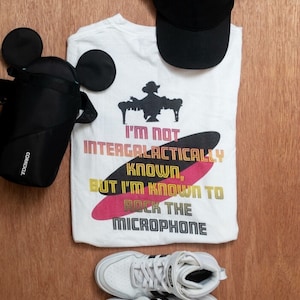Intergalatiskt känd Disney-tröja (fram och bak)