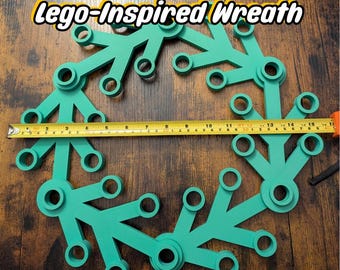 6 Section Giant Brick-Inspired Wreath - Blank