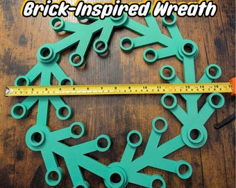 6 Section Giant Brick-Inspired Wreath - Blank