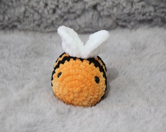 Gehäkeltes Kuscheltier - Willy die Hummel - Handmade