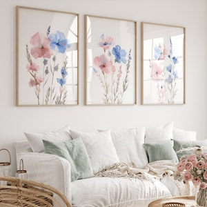 Lot de 3 fleurs sauvages roses et bleues délicates, oeuvres d'art pour chambre d'enfant, aquarelles roses et roses, fleurs sauvages bleu clair, posters beaux-arts botaniques