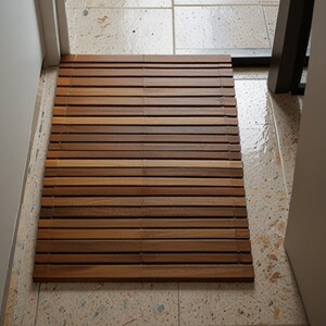 30x30 Inches Wooden Bathroom Mat Floor Shower Rug Natural Must Have ...
