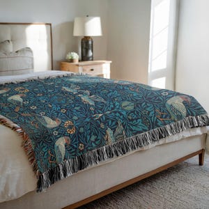 Manta tejida William Morris, manta vintage con estampado floral de pájaros, tapiz estilo Arts and Crafts, estampado botánico clásico, decoración Cottagecore, 100% algodón.