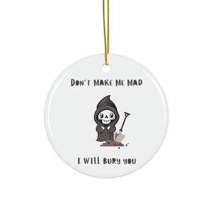 Adorno de cerámica redondo con diseño divertido de director de funeraria, regalo personalizado para embalsamador, enterrador, portador del féretro, sepulturero, trabajador del cementerio, temporada espeluznante