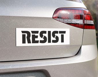 Imán para coche "Resiste": Calcomanía para parachoques de activista político (10 x 3 pulgadas)