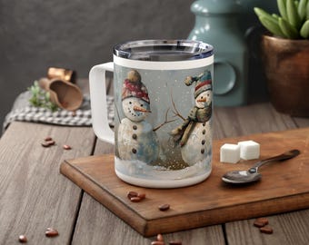 Taza de viaje térmica con diseño de muñecos de nieve en un día nevado de invierno, taza personalizada navideña, cacao con nombre navideño, regalo de Feliz Navidad