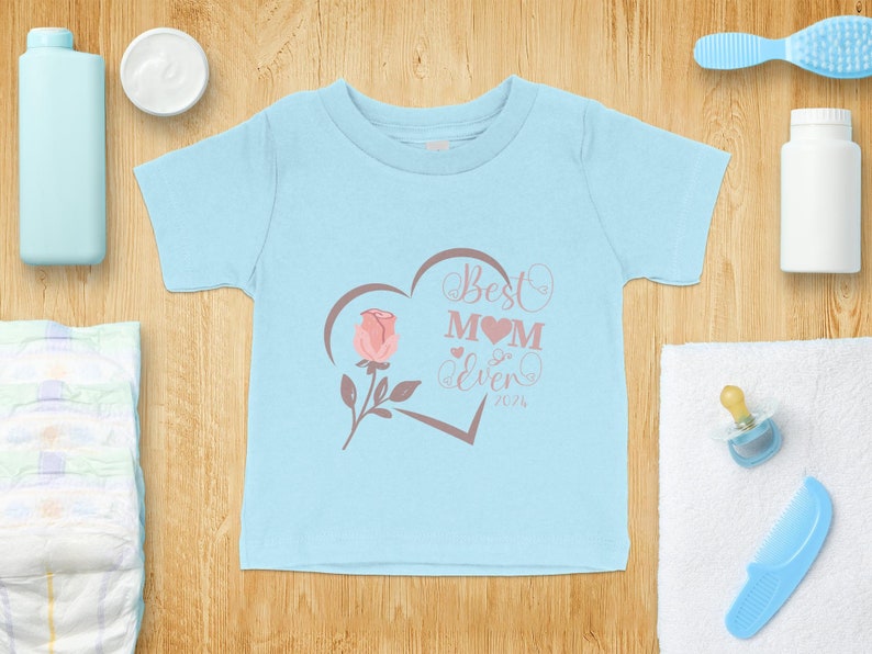 Best Mum Ever 24 Kinder T-Shirt Feiern Sie Mamas Faszination mit Weichem Baumwollstoff und Druckknöpfen Perfekt für Geburtstage und den Muttertag Bild 4