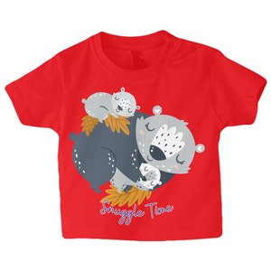 T-shirt bébé blaireau : des câlins douillets avec un ami de la forêt image 9