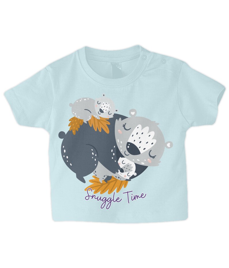 T-shirt bébé blaireau : des câlins douillets avec un ami de la forêt image 6