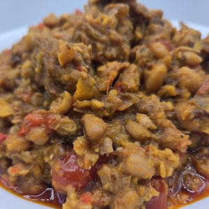 Stewed Beans | African Food | Nigerian Beans | Beef | Honey Beans Stew .