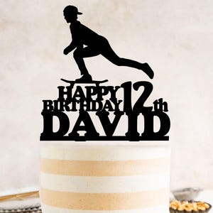Skateboard verjaardagstaart, skateboarder caketopper, naam leeftijd verjaardagstaarttopper, skateboarden verjaardagstaart, skateboard verjaardagscadeau