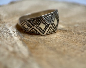 Anillo de plata maciza con motivos de diamantes, artesanía tuareg, estilo boho, étnico original, talla 58, Amazigh Tuareg