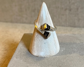 Adjustable Touareg Crossed Ring in Solid Silver and Timidwah