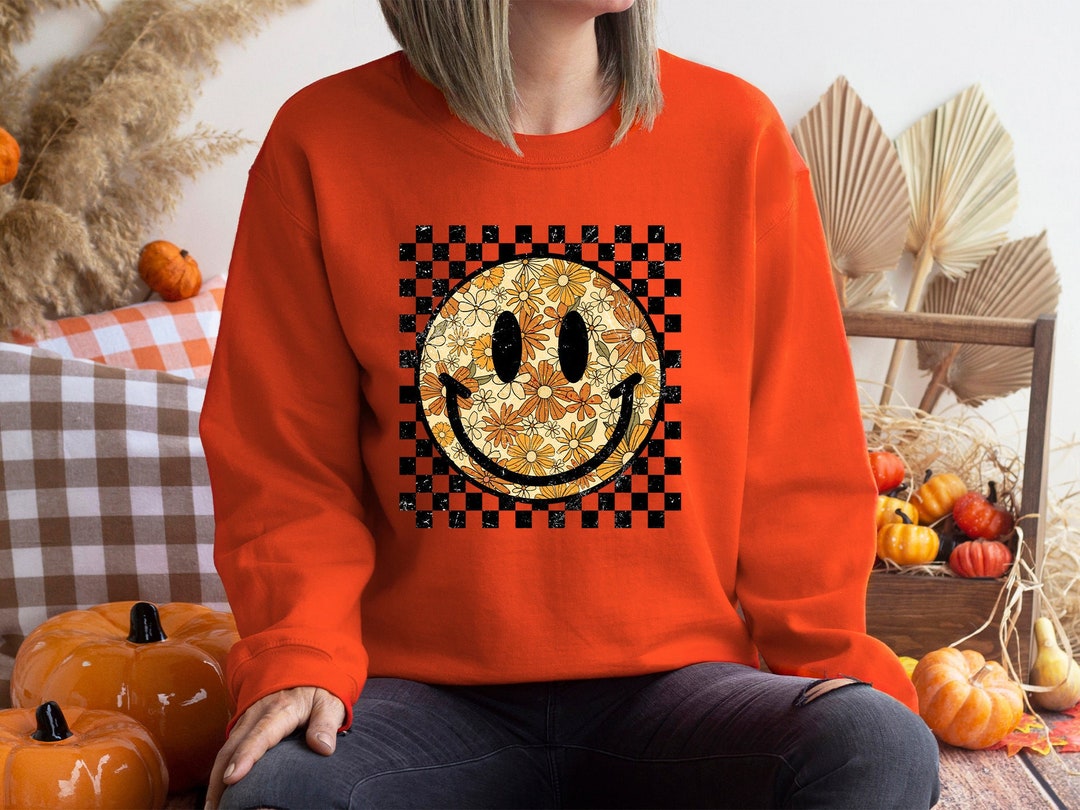 【GRAVER】23FW★ Flower Heart Logo Smile Sweatshirt Designer fashion, Seoul-fully created | W Concept