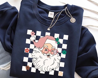 Retro Checkered Santa Christmas Sweatshirt, Vintage Santa Claus Shirt,Holiday Crewneck Christmas, Womens Holiday Shirt, Santa Claus Xmas Tee