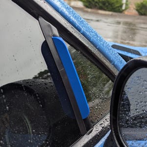 Deflettore antivento/anti-fruscio per BRZ - Con nastro di montaggio - Compatibile con BRZ di prima e seconda generazione - Spedizione gratuita