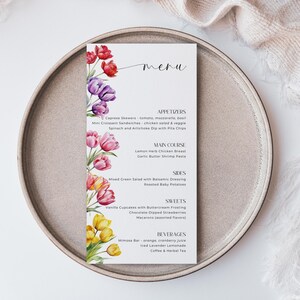 LOVE is in BLOOM Menu na wieczór panieński | Tematyka tulipanów | Eleganckie kolorowe kwiaty | Akwarela Różowy Czerwony Żółty Fioletowy Wiosenne kwiaty | Canva