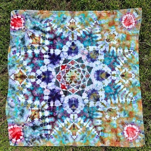 Tapestry - Tie Dye Mandala - Medium