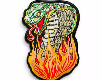 Toppa ricamata con serpente cobra, toppa termoadesiva, immagine distintivo