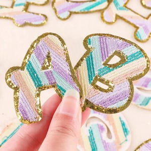 Alphabet A - Z Buchstaben Bügelbild Glitzer Leder Besticktes Aufbügeln Aufnäher