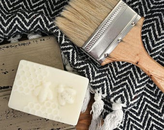 Sweet Pickins Beeswax and Olive Oil Bar 3.2oz. Use for getting those Distressed Edges and Chippy Paint Easily FREE SHIPPING Orders over 150