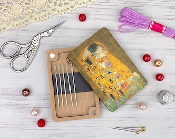 Personalizable Wooden Magnetic Needle Holder: Sewing Accessories