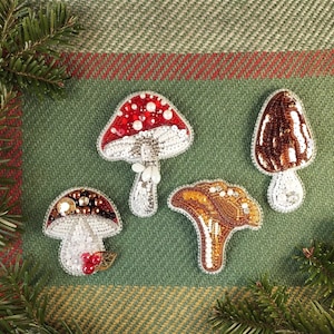 Bospaddestoel broche borduurset, kralen herfstpaddestoel DIY sieradencollectie