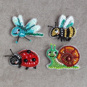 Bead Embroidery Kit - Set of 4 Bugs, DIY Craft kits, Insect Beaded Brooches, Jewelry Making Kits for Adults, Needlework beading