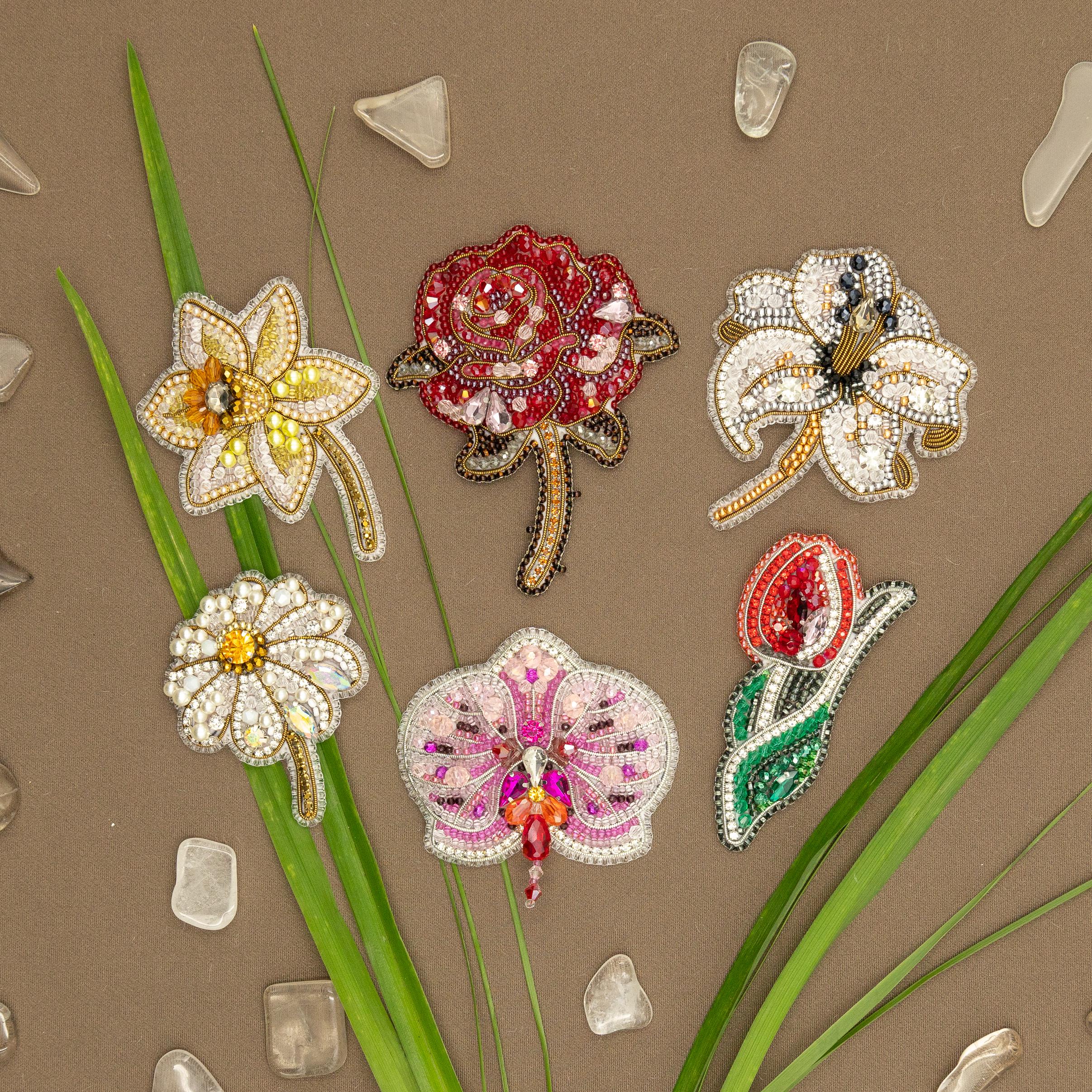 花6個セット、花柄ビーズブローチキット：DIY手芸クラフト - Etsy 日本