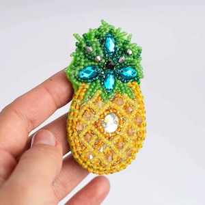 Pineapple Bead Embroidery Brooch Kit: DIY Craft, Jewelry Making