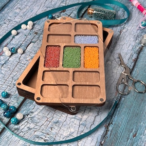 Organizer per perline personalizzabile, Scatola di legno per perline, Tavola per perline, Contenitore per perline, Accessori per cucire, Organizer per artigianato