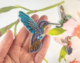 Beaded Hummingbird Brooch Embroidery Kit, DIY Jewelry Craft Set (8x7 cm)