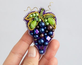 Bead Embroidery Kit Grape. Seed Bead Brooch kit. DIY Craft kit. Fruit Beading Kit. Needlework beading. Handmade Jewelry Making Kit