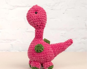 ピンクのぬいぐるみ恐竜かぎ針編みキット：初心者向けあみぐるみDIYクラフト