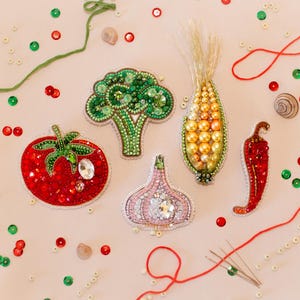 Vegetable Brooch Embroidery Kit, Healthy Food DIY Jewelry, Create Your Own Masterpiece