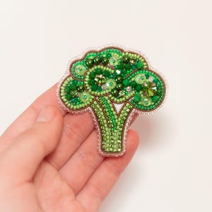 Bead Embroidery Kit Broccoli. Seed Bead Brooch kit. DIY Craft kit. Veggies Beading Kit. Needlework beading. Handmade Jewelry Making Kit